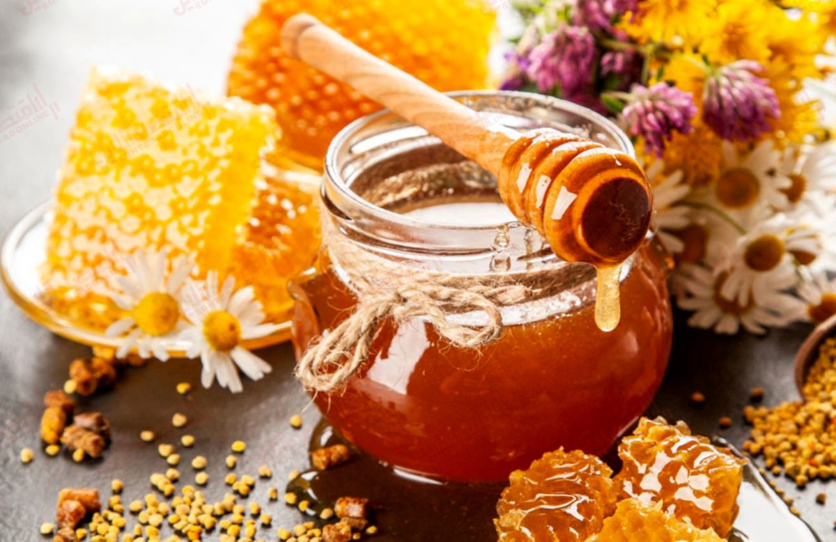عسل چهل گیاه طبیعی برای چه افرادی مناسب است | کارنیکا استور