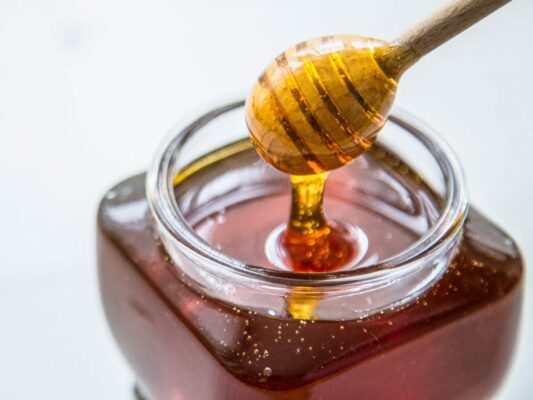 خواص عسل چهل گیاه طبیعی | کارنیکا استور