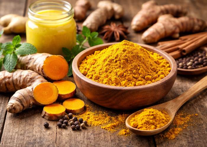 خواص درمانی زردچوبه اصل و نقش آن در طب سنتی و آشپزی کارنیکااستور